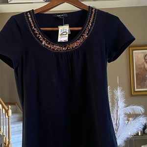 NEW, Sz M Gorgeous Black Sweater Top! 🌻🌻